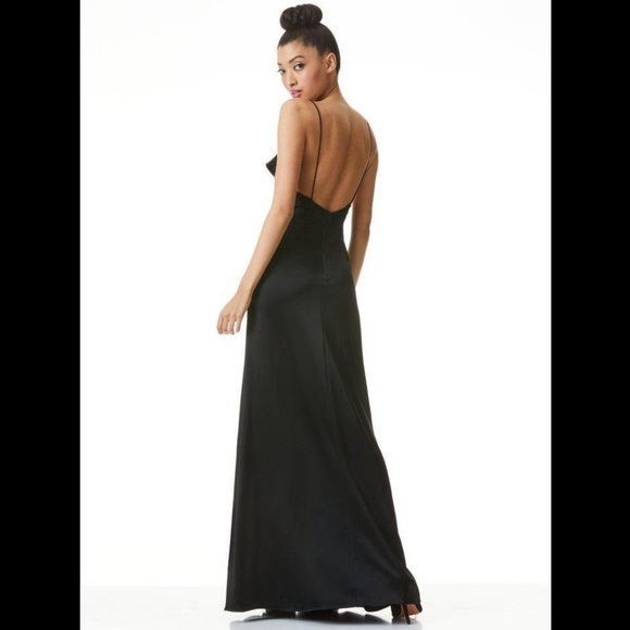 Alice + Olivia Black Mayer Ruffle Front Dress with Slit - 2 - Picture 2 of 8